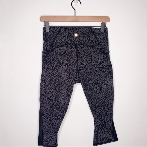 Lululemon Outrun 17" Splatter White & Black Size 8 - Picture 4 of 8